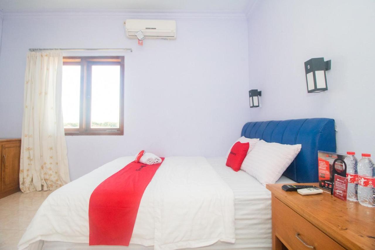 Reddoorz Near Pantai Boom Hotel Banyuwangi  Eksteriør billede