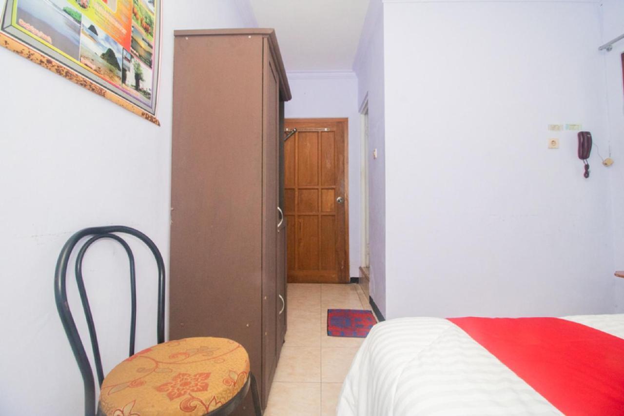 Reddoorz Near Pantai Boom Hotel Banyuwangi  Eksteriør billede