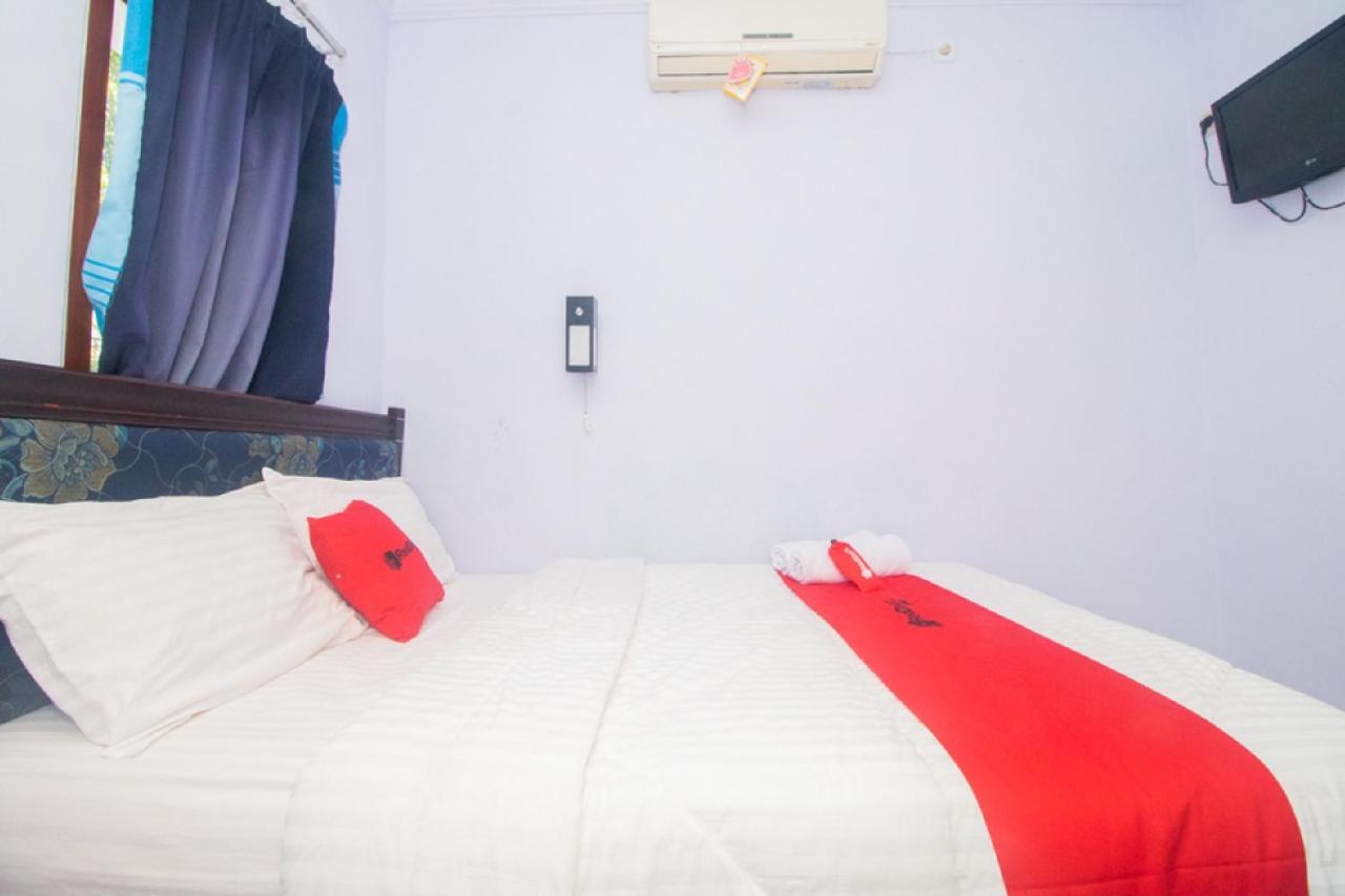 Reddoorz Near Pantai Boom Hotel Banyuwangi  Eksteriør billede