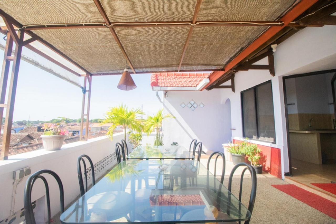 Reddoorz Near Pantai Boom Hotel Banyuwangi  Eksteriør billede