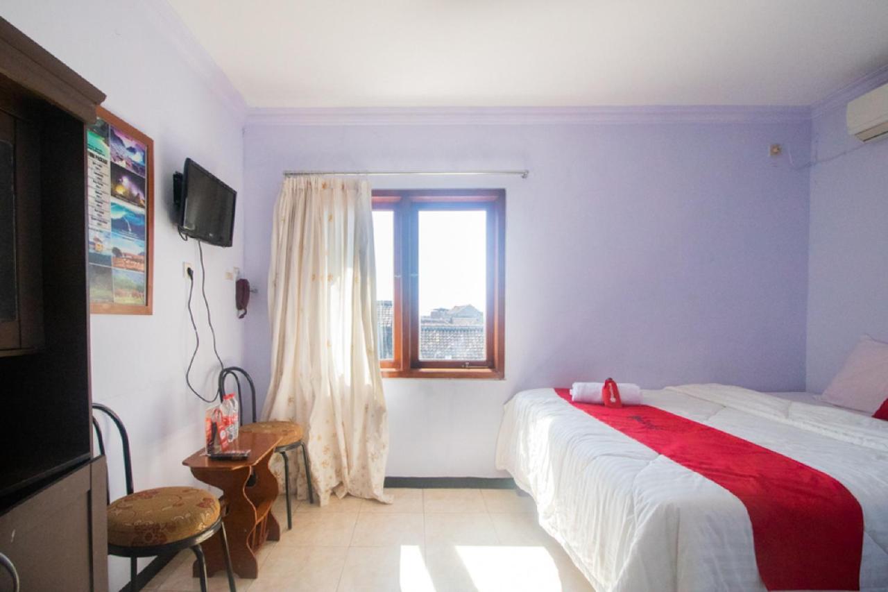 Reddoorz Near Pantai Boom Hotel Banyuwangi  Eksteriør billede