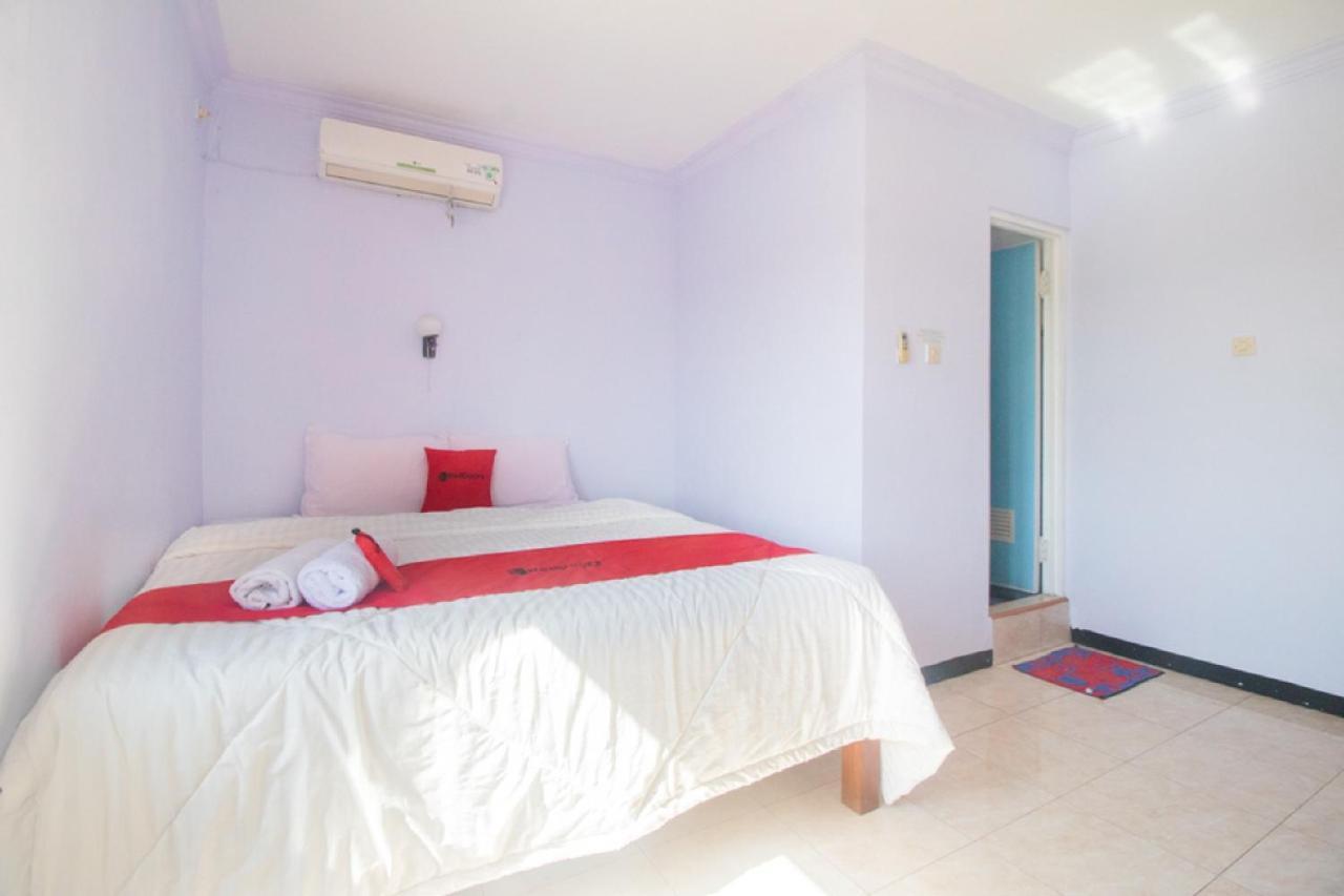 Reddoorz Near Pantai Boom Hotel Banyuwangi  Eksteriør billede